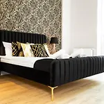 Prestige 12 * Wrocław